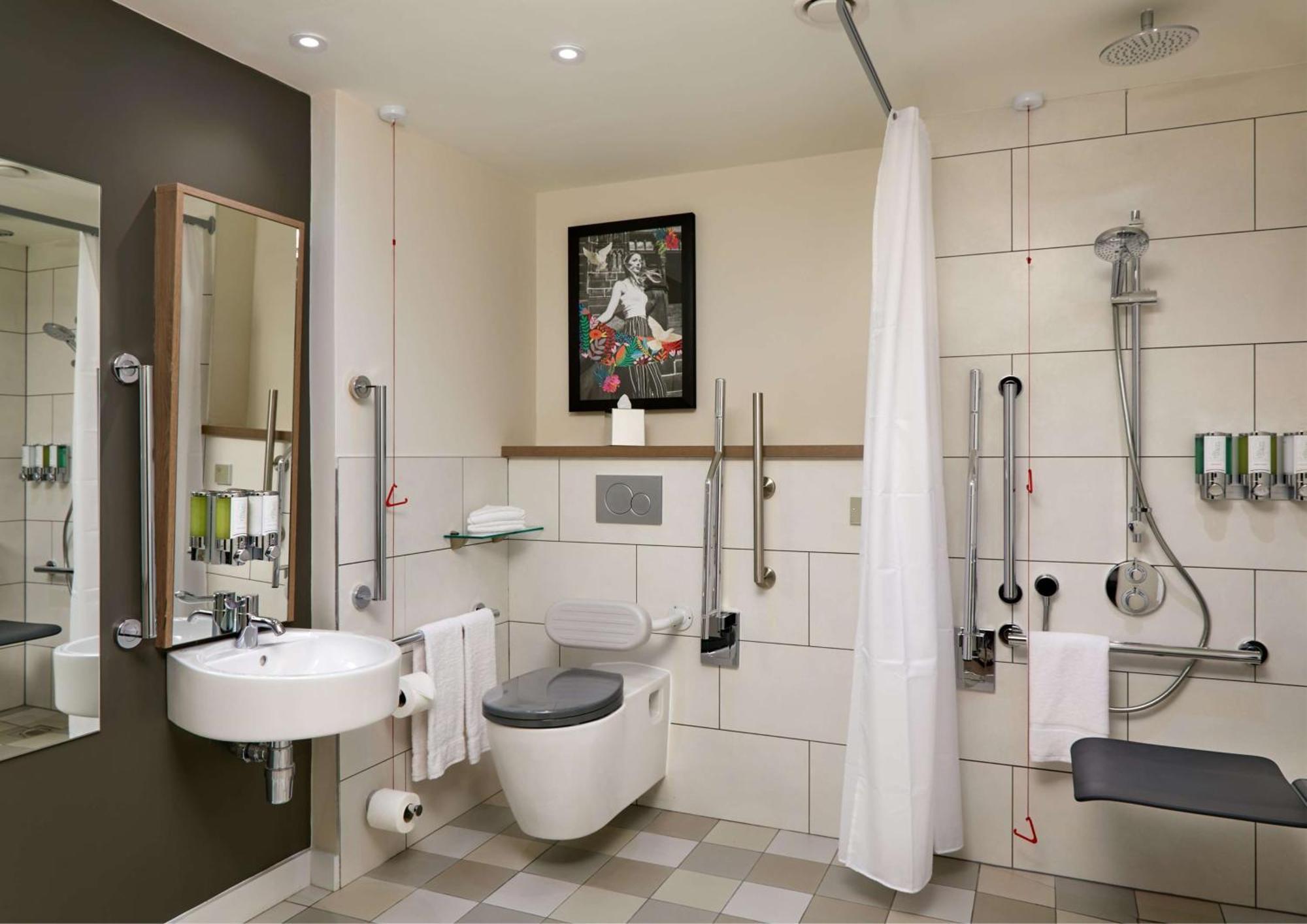 Hampton By Hilton Dublin City Centre Exterior photo